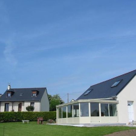 CHAMBRES D'HÔTES chez réjane Crasville  Exterior foto
